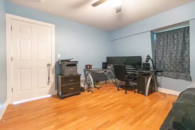 4521 S Wisconsin Avenue, Forest View, IL 60402 - Photo 18
