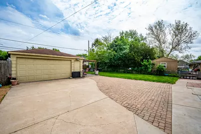 4521 S Wisconsin Avenue, Forest View, IL 60402 - Photo 54