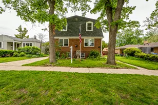 4521 S Wisconsin Ave, Forest View, IL 60402 - Photo 2