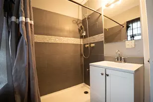 4521 S Wisconsin Ave, Forest View, IL 60402 - Photo 10