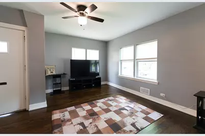 4521 S Wisconsin Avenue, Forest View, IL 60402 - Photo 2