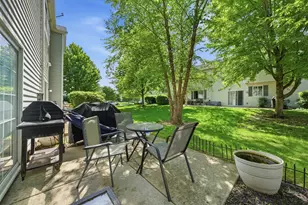 2408 Brush Hill Cir, Joliet, IL 60432 - Photo 24