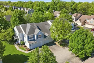 2408 Brush Hill Cir, Joliet, IL 60432 - Photo 4