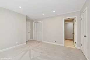 2053 N Racine Ave, Chicago, IL 60614 - Photo 8