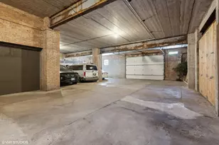 2053 N Racine Ave, Chicago, IL 60614 - Photo 20