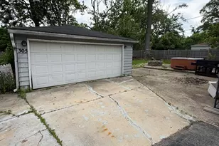 305 Seminole St, Park Forest, IL 60466 - Photo 12