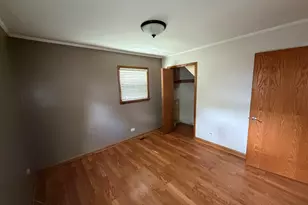305 Seminole St, Park Forest, IL 60466 - Photo 6