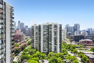 1460 N Sandburg Terrace #2303A, Chicago, IL 60610 - Photo 14