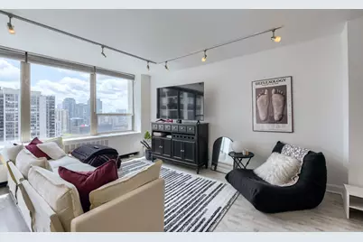 1460 N Sandburg Terrace #2303A, Chicago, IL 60610 - Photo 6