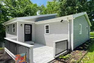207 Hillman St, Washington, IL 61571 - Photo 2