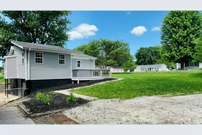 207 Hillman Street, Washington, IL 61571 - Photo 6