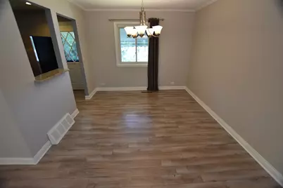 7852 Sprucewood Avenue, Woodridge, IL 60517 - Photo 10