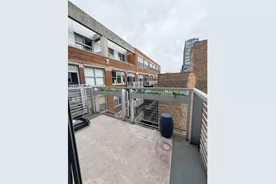 933 W Van Buren Street #823, Chicago, IL 60607 - Photo 12