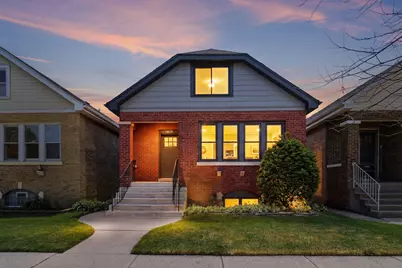 4829 W Strong Street, Chicago, IL 60630 - Photo 2