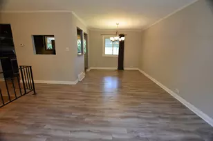 7852 Sprucewood Ave, Woodridge, IL 60517 - Photo 6