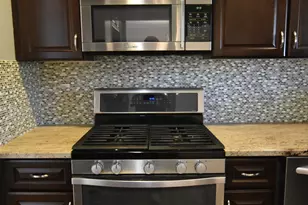 7852 Sprucewood Ave, Woodridge, IL 60517 - Photo 20