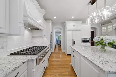 329 S Kenmore Avenue, Elmhurst, IL 60126 - Photo 8