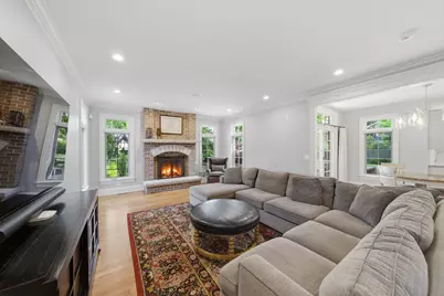 329 S Kenmore Avenue, Elmhurst, IL 60126 - Photo 12
