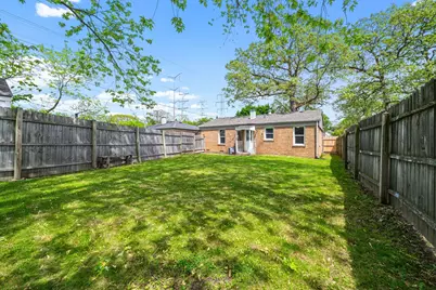 1706 North Avenue, Waukegan, IL 60085 - Photo 16