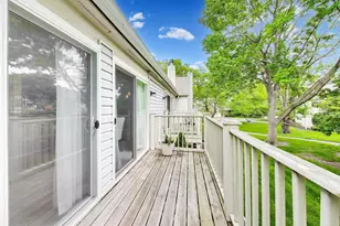 1508 Seville Ct, Wheeling, IL 60090 - Photo 18