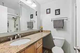 20 Oak Tree Ct, Elmhurst, IL 60126 - Photo 22