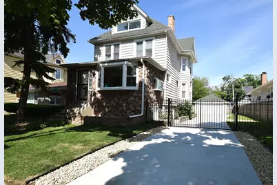 407 S 20th Avenue, Maywood, IL 60153 - Photo 1