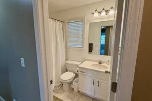 305 Prairie View Dr, Hudson, IL 61748 - Photo 24