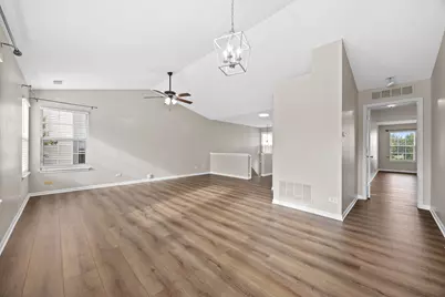 74 Seton Creek Drive, Oswego, IL 60543 - Photo 6