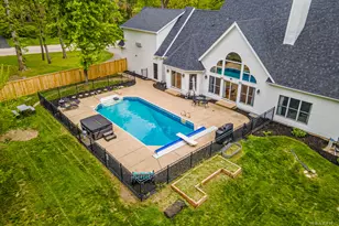 5901 Whiting Dr, McHenry, IL 60050 - Photo 8
