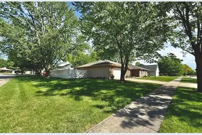 704 Wesley Avenue, Savoy, IL 61874 - Photo 6