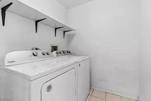 917 Shambliss Ln, Buffalo Grove, IL 60089 - Photo 20