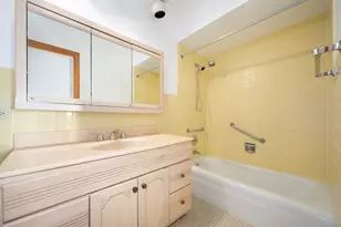 7225 W Higgins Ave, Chicago, IL 60656 - Photo 10