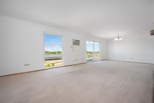 7225 W Higgins Ave, Chicago, IL 60656 - Photo 2