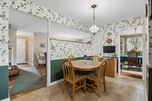 27W231 Bolles Ave, Winfield, IL 60190 - Photo 10
