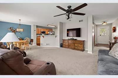 1582 Isle Royal Circle, Crystal Lake, IL 60014 - Photo 6