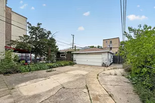 3018 W Gunnison St, Chicago, IL 60625 - Photo 18