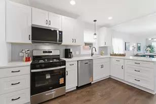 3604 Wilcox Ave, Bellwood, IL 60104 - Photo 10