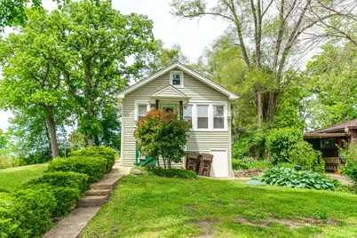 28324 W Park Avenue, Wauconda, IL 60084 - Photo 2
