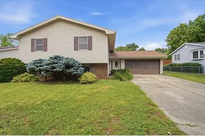 2710 E Washington Street, Bloomington, IL 61704 - Photo 1