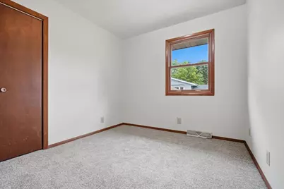 2710 E Washington Street, Bloomington, IL 61704 - Photo 10
