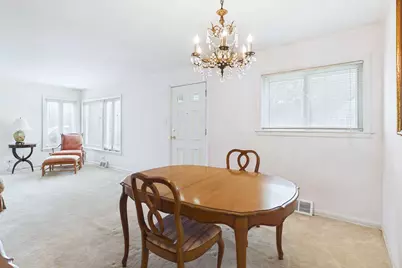 921 N Harold Avenue, Melrose Park, IL 60164 - Photo 4