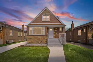 9411 S Springfield Ave, Evergreen Park, IL 60805 - Photo 1