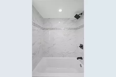 9411 S Springfield Avenue, Evergreen Park, IL 60805 - Photo 16