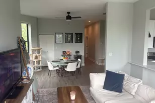 1456 W Addison St, Chicago, IL 60613 - Photo 4