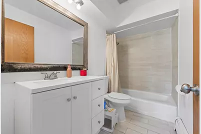 11201 S Helena Drive, Palos Hills, IL 60465 - Photo 18