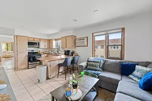 11201 S Helena Dr, Palos Hills, IL 60465 - Photo 14