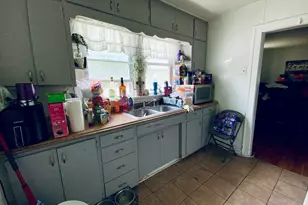 1727 Jackson St, North Chicago, IL 60064 - Photo 8