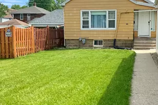 1727 Jackson St, North Chicago, IL 60064 - Photo 2