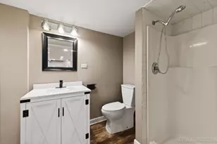 38W042 Silver Glen Rd, Saint Charles, IL 60175 - Photo 18