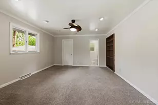 38W042 Silver Glen Rd, Saint Charles, IL 60175 - Photo 10